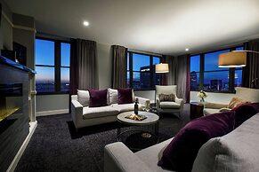 Ambassador Hotel Wichita, Autograph Collection