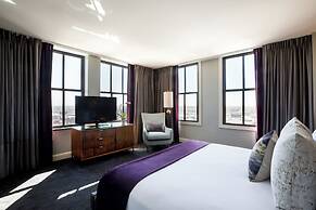 Ambassador Hotel Wichita, Autograph Collection