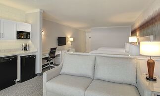 Hallmark Resort - Newport