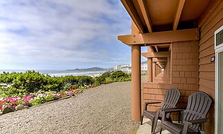 Hallmark Resort - Newport