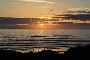 Hallmark Resort - Newport