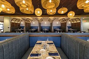 Hallmark Resort - Newport