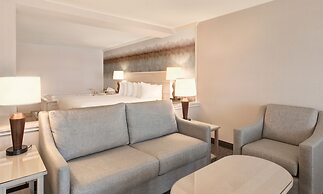 Hallmark Resort - Newport