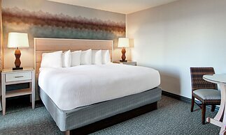 Hallmark Resort - Newport