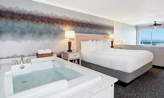 Hallmark Resort - Newport