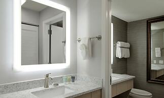 Hallmark Resort - Newport