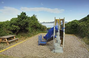 Hallmark Resort - Newport