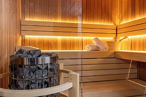 Hôtel Alpha Paris Eiffel by Patrick Hayat