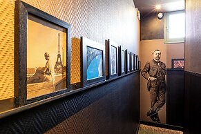 Hôtel Alpha Paris Eiffel by Patrick Hayat