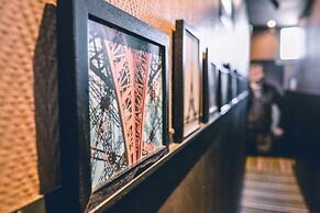 Hôtel Alpha Paris Eiffel by Patrick Hayat