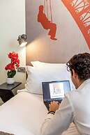 Hôtel Alpha Paris Eiffel by Patrick Hayat