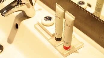 Hôtel Alpha Paris Eiffel by Patrick Hayat