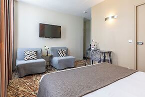 Hôtel Alpha Paris Eiffel by Patrick Hayat