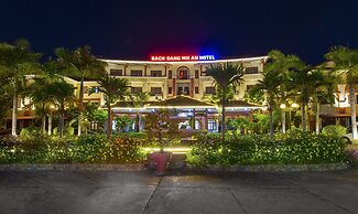Bach Dang Hoi An Hotel