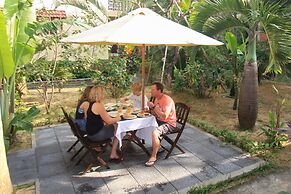 Bach Dang Hoi An Hotel