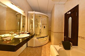 Bach Dang Hoi An Hotel