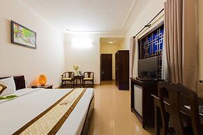 Bach Dang Hoi An Hotel