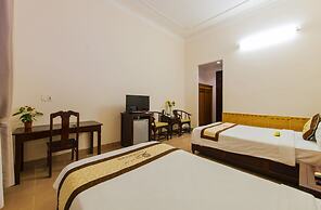 Bach Dang Hoi An Hotel