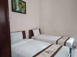 Bach Dang Hoi An Hotel