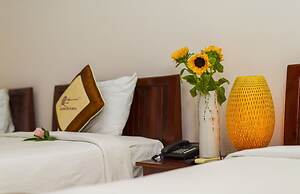 Bach Dang Hoi An Hotel