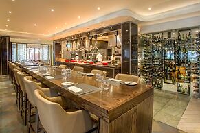 The Maslow Hotel, Sandton