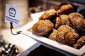 Holiday Inn Express The Hague - Parliament by IHG