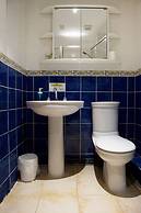 Little Foxes Hotel & Gatwick Airport Parking