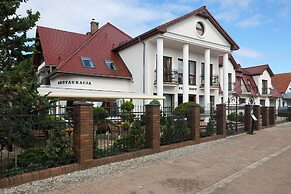 Villa Hoff Wellness & SPA Hotel