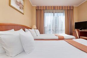 Villa Hoff Wellness & SPA Hotel
