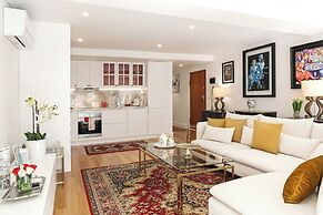 Lisbon Rentals Chiado