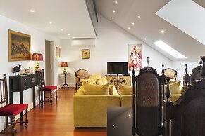 Lisbon Rentals Chiado