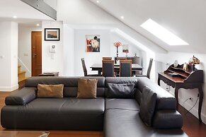 Lisbon Rentals Chiado