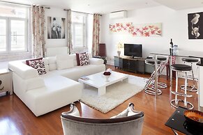 Lisbon Rentals Chiado