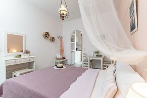 Zanneta Apartments and Suites