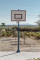 Zanneta Apartments and Suites