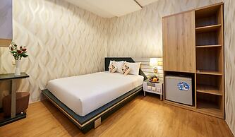 Saigon Charm Hotel