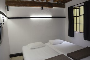 Downtown Beds - Hostel