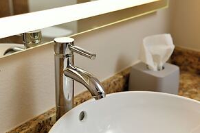 Holiday Inn Express Hotel & Suites Cross Lanes by IHG