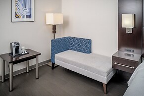 Holiday Inn Express Hotel & Suites Cross Lanes by IHG