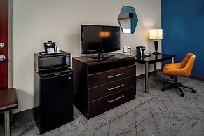 Holiday Inn Express Hotel & Suites Cross Lanes by IHG