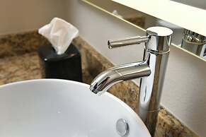 Holiday Inn Express Hotel & Suites Cross Lanes by IHG