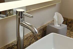 Holiday Inn Express Hotel & Suites Cross Lanes by IHG