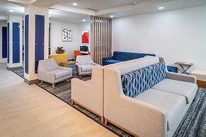 Holiday Inn Express Hotel & Suites Cross Lanes by IHG