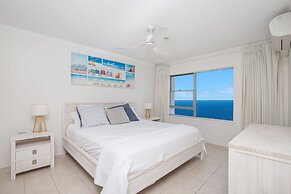 Pacific Plaza Apartments