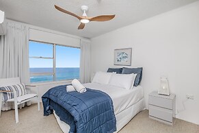 Pacific Plaza Apartments