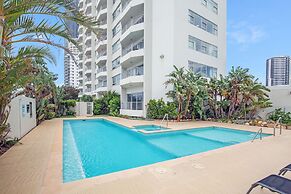 Pacific Plaza Apartments