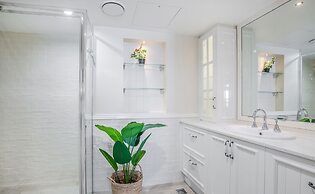 Pacific Plaza Apartments