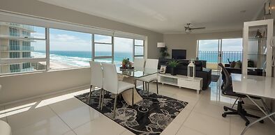 Pacific Plaza Apartments