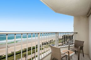 Pacific Plaza Apartments