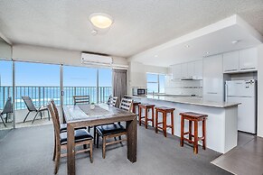 Pacific Plaza Apartments